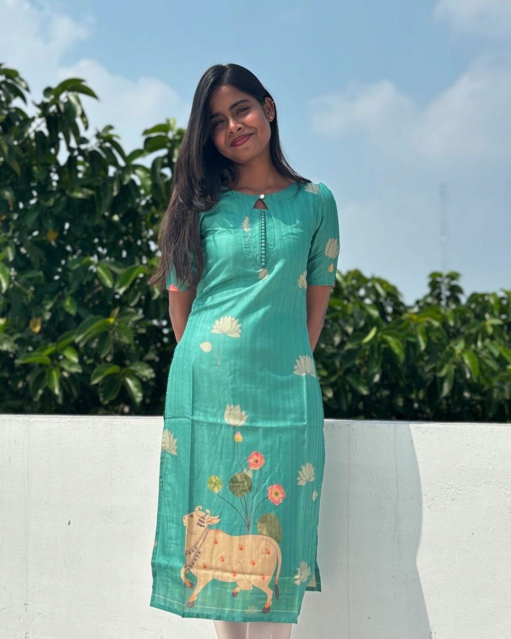 Green kurti set with beautiful neck design